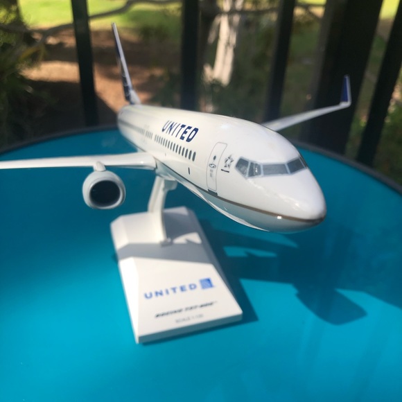 🇺🇸✈️Boeing 737 Airplane Model : United Airlines - Picture 4 of 11